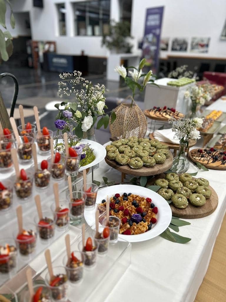 traiteur-buffet-soutenance-sucré-mignardises-sucrées-chocolat-macarons-traiteur-casablanca- marrakech-rabat-maroc-buffet-planners